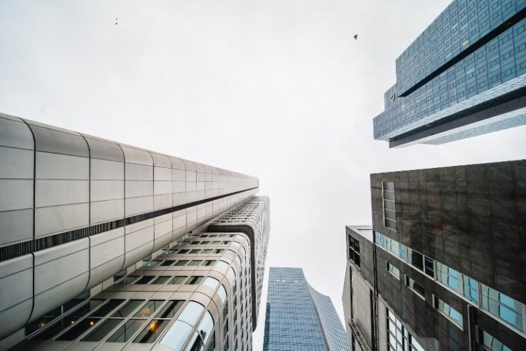 Access a Plethora of Editing Tools Online with VanceAI Photo Editor